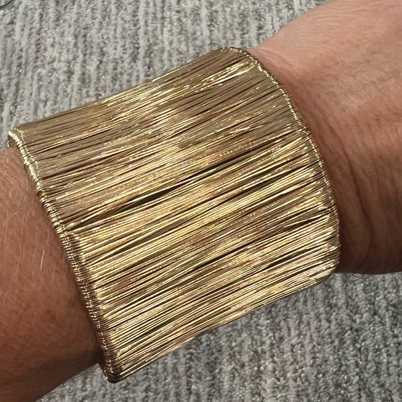 Gold Cuff Bracelet - Picture 4 of 4